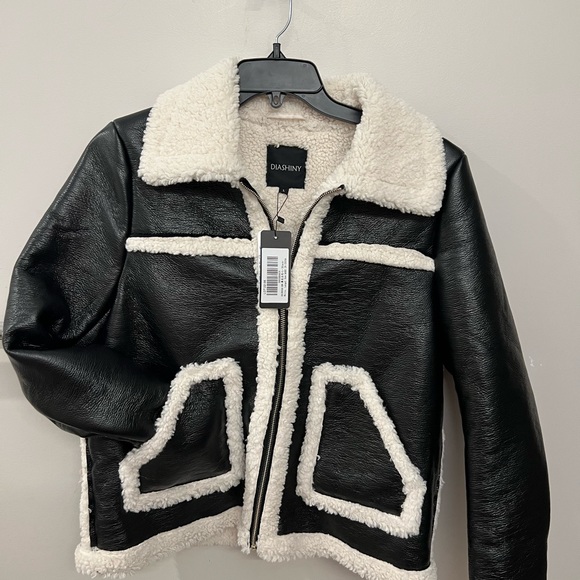 New woman’s winter jacket size large - Picture 5 of 10